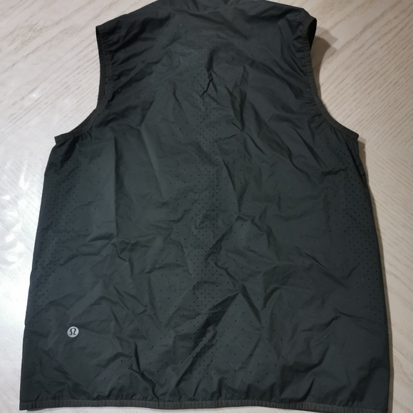 Lululemon Like The Wind Vest - Picture 3 of 16